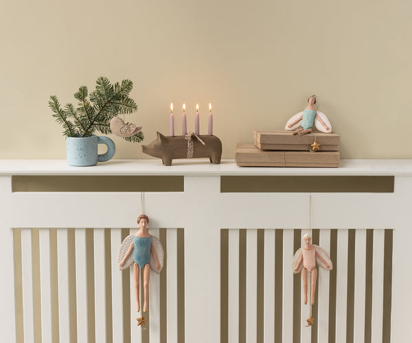 Ángel saltando a la comba - pequeño, menta