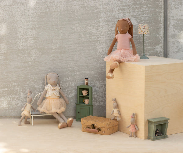 Conejita Ballerina brown, maillot y falda Rose - talla 3