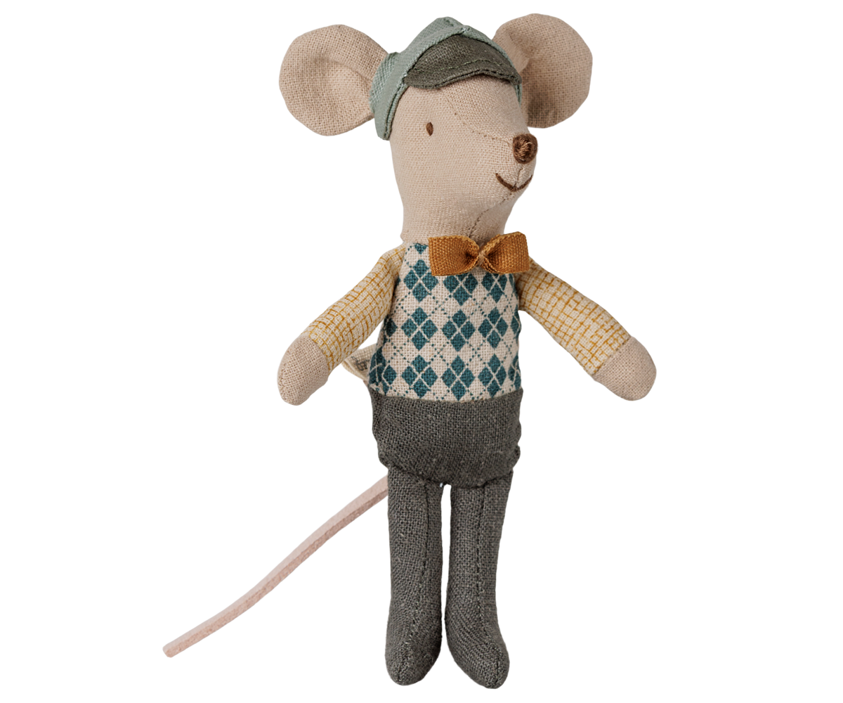 Ratoncito conductor - hermano pequeño