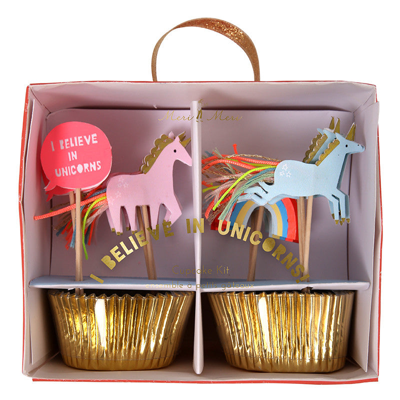 I believe in Unicorns cupcake kit - Miss Coppelia